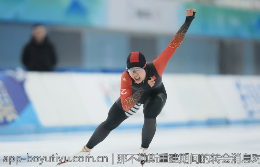 那不勒斯重建期间的转会消息对球队未来的影响